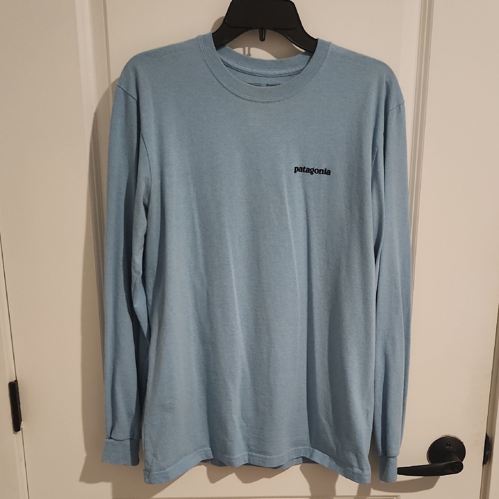 Patagonia Men's Sky Blue Long Sleeve Tee